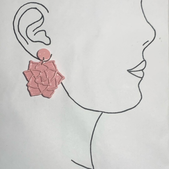 Handmade Clay Flower Earrings - Picture 2 of 2